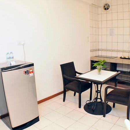 Promenade Service Apartment Kota Kinabalu Kültér fotó